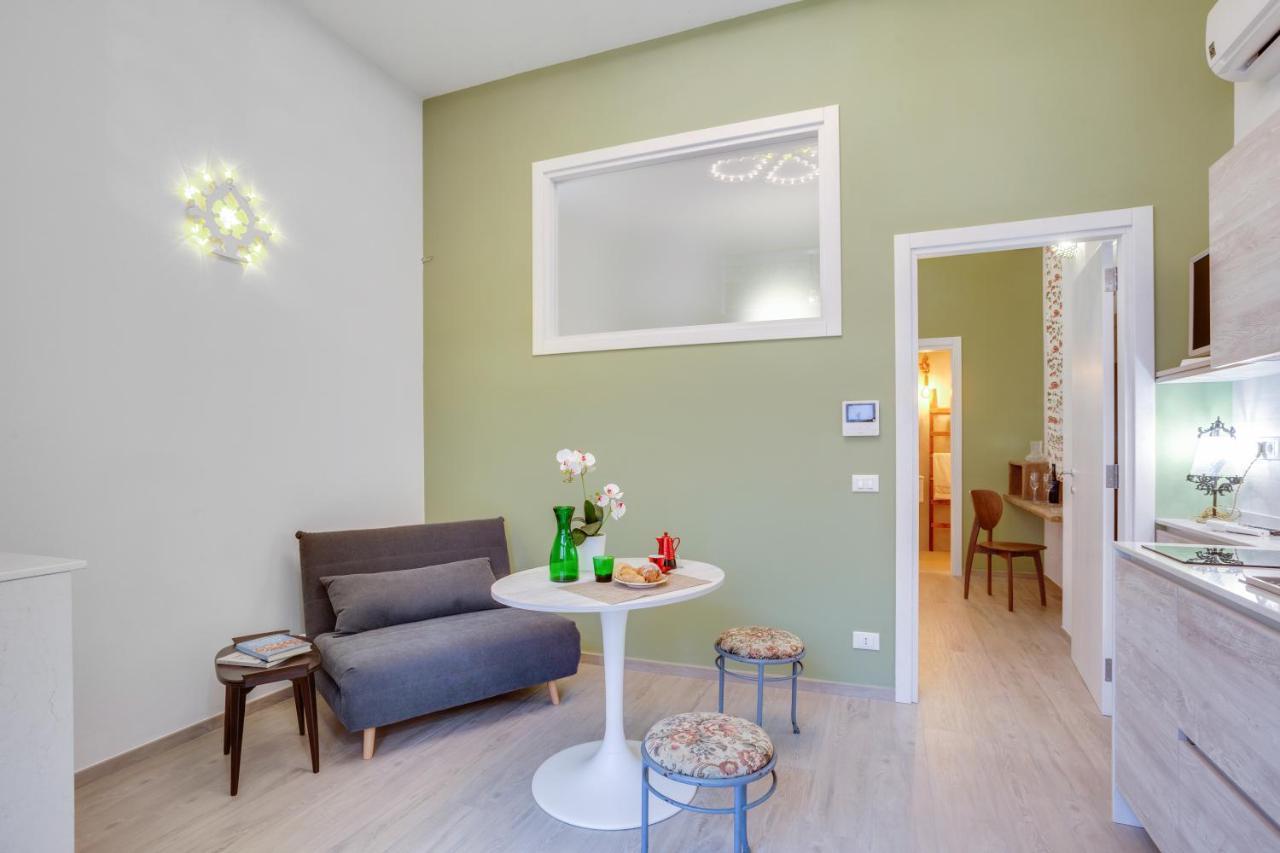 Madame Bari' Suite Apt In The Heart Of Bari Dış mekan fotoğraf