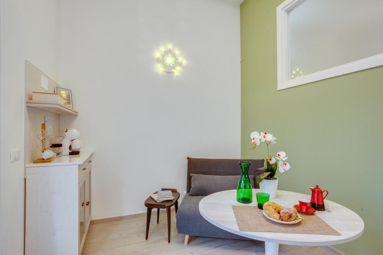 Madame Bari' Suite Apt In The Heart Of Bari Dış mekan fotoğraf
