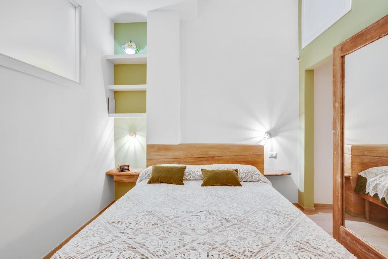 Madame Bari' Suite Apt In The Heart Of Bari Dış mekan fotoğraf