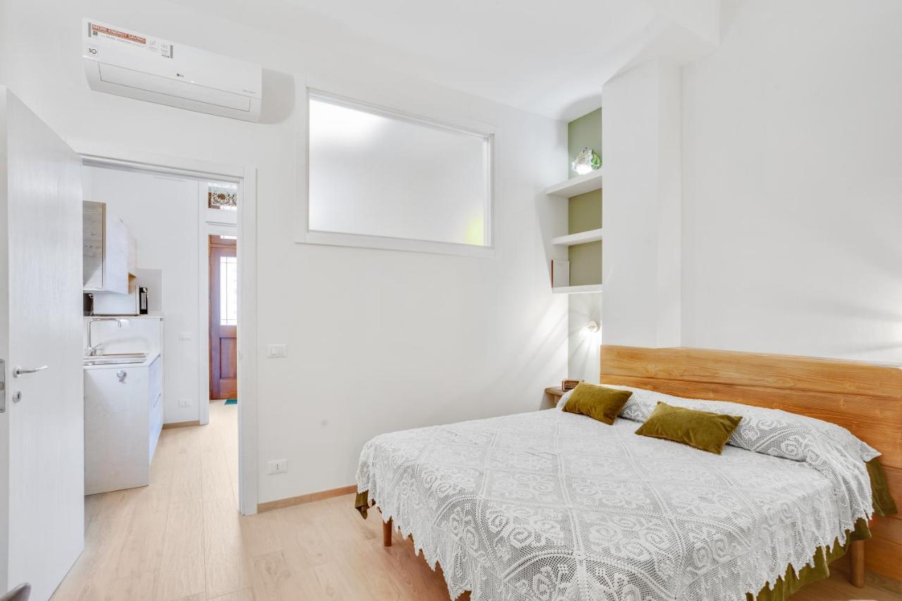 Madame Bari' Suite Apt In The Heart Of Bari Dış mekan fotoğraf
